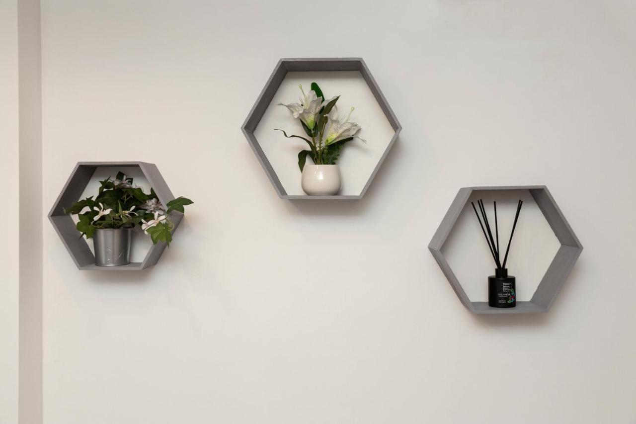 Little Miracle In Thessaloniki Apartment Exterior foto