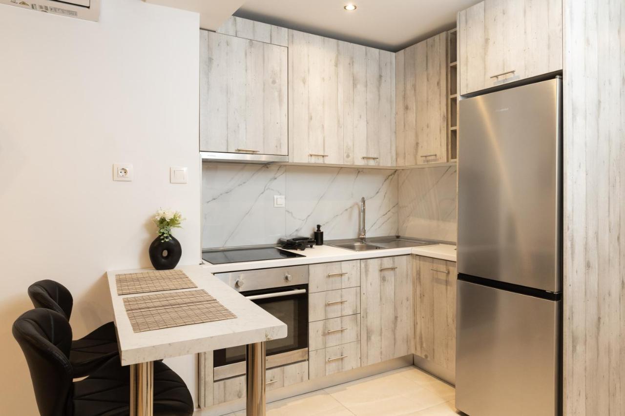 Little Miracle In Thessaloniki Apartment Exterior foto