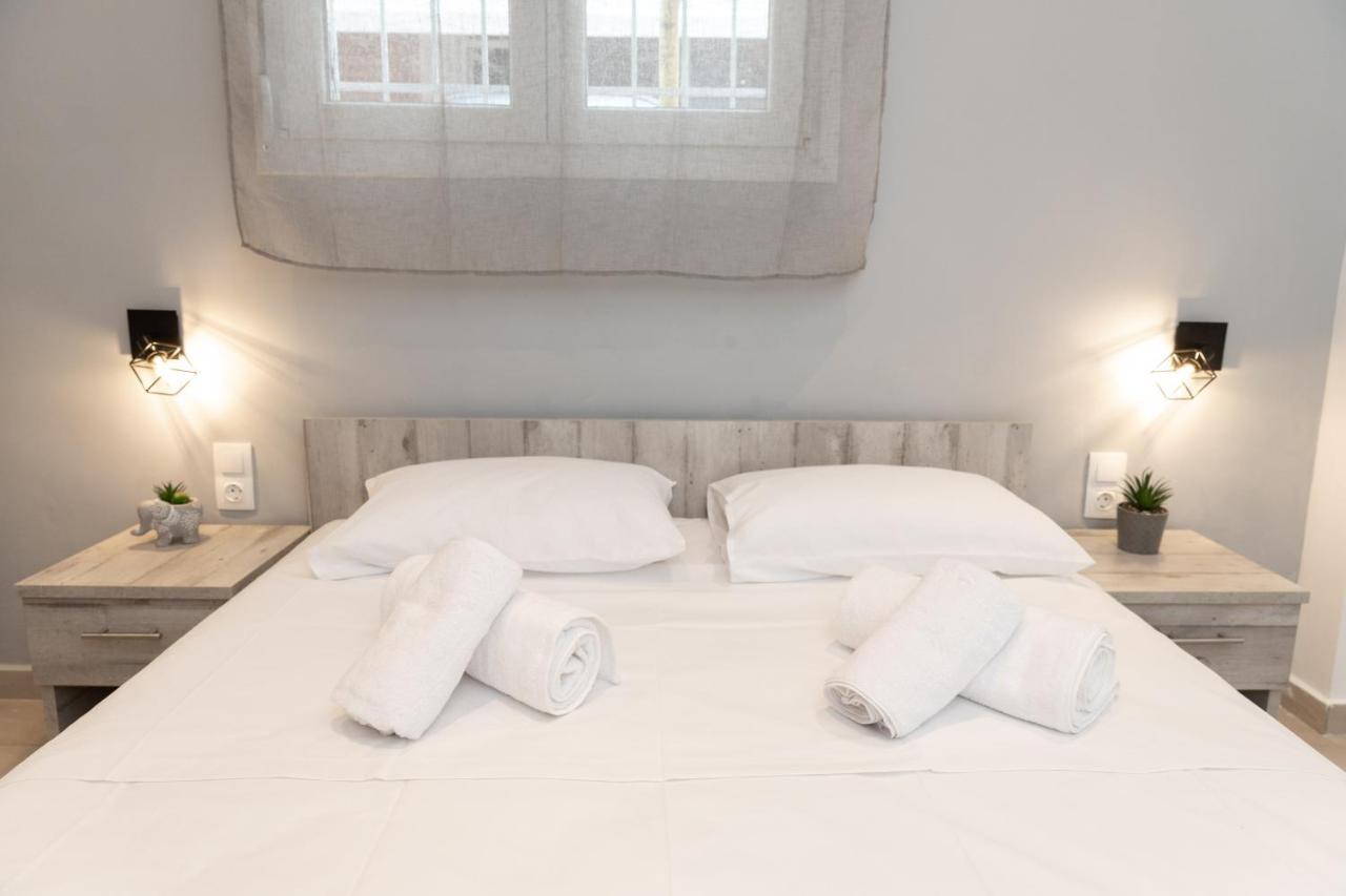 Little Miracle In Thessaloniki Apartment Exterior foto