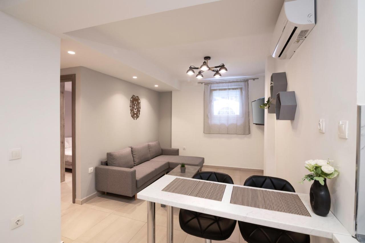 Little Miracle In Thessaloniki Apartment Exterior foto